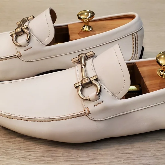 Salvatore Farragamo white loafers in great condition $850 SALVATORE FERRAGAMO - White Gancini Bit Loafer Leather  main image 4